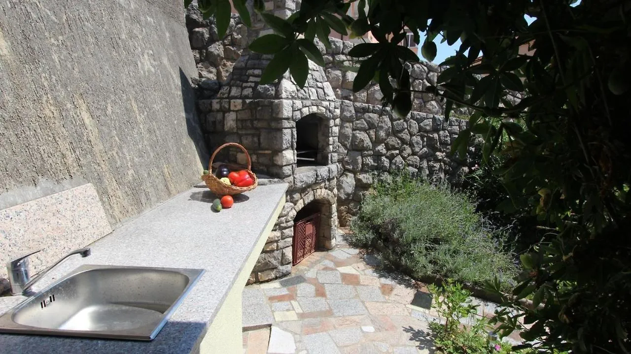 Apartment Grahovac 4 Malinska