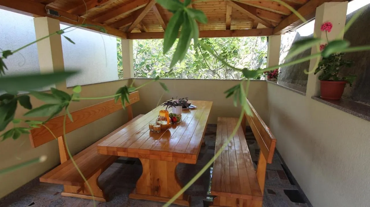 Apartment Grahovac 4 Malinska