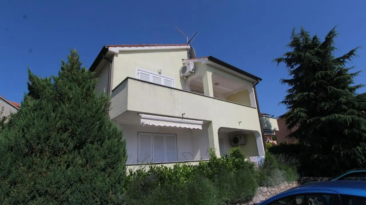 Apartment Grahovac 4 Malinska 0*,