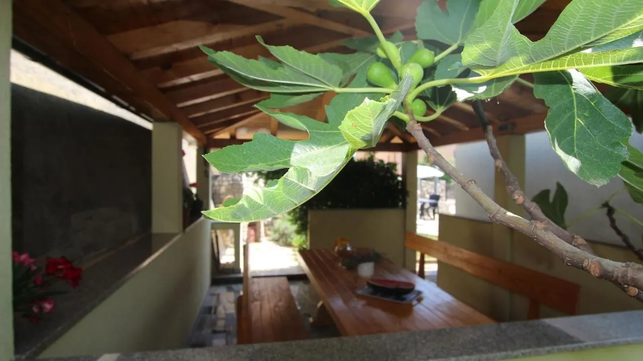 Apartment Grahovac 4 Malinska