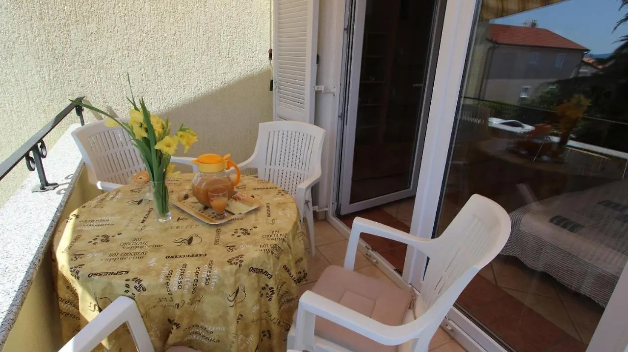Apartment Grahovac 4 Malinska